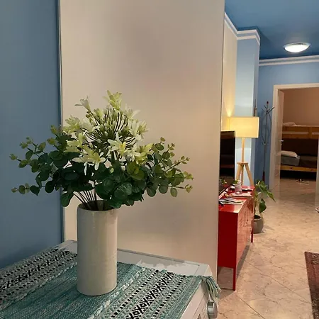 Tirana_cliche_apartment Apartment Tirana